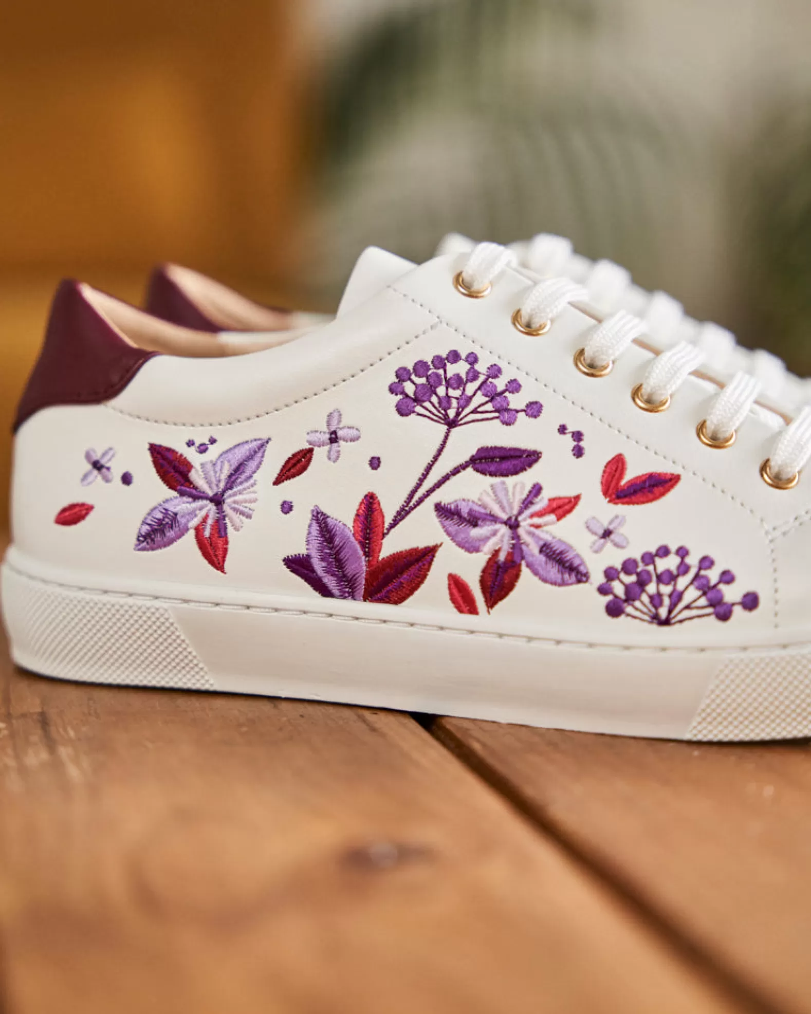 Minuit sur Terre Virevolte Florescence Bordeaux Sale